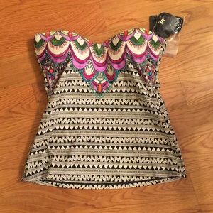 Tankini Top laundry by Shelly Segal. Size small.